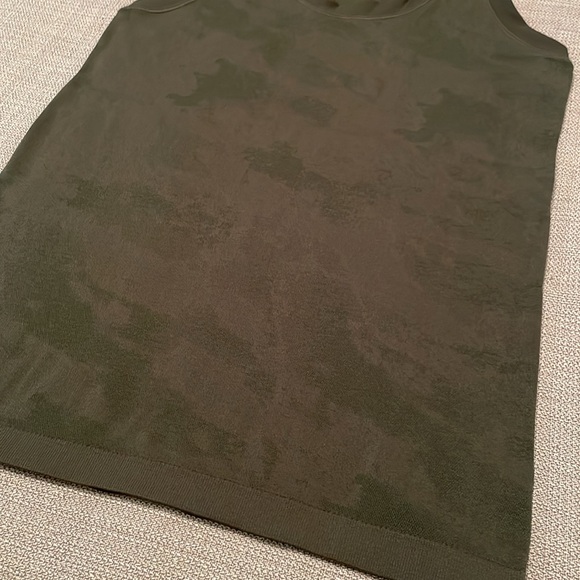 ATHLETA Athletic Green Camouflage Racerback Tank Top - Picture 7 of 11